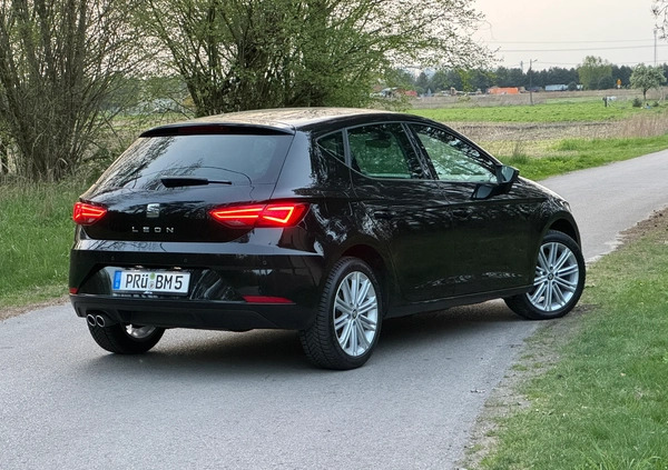 Seat Leon cena 55999 przebieg: 179999, rok produkcji 2017 z Słupsk małe 326